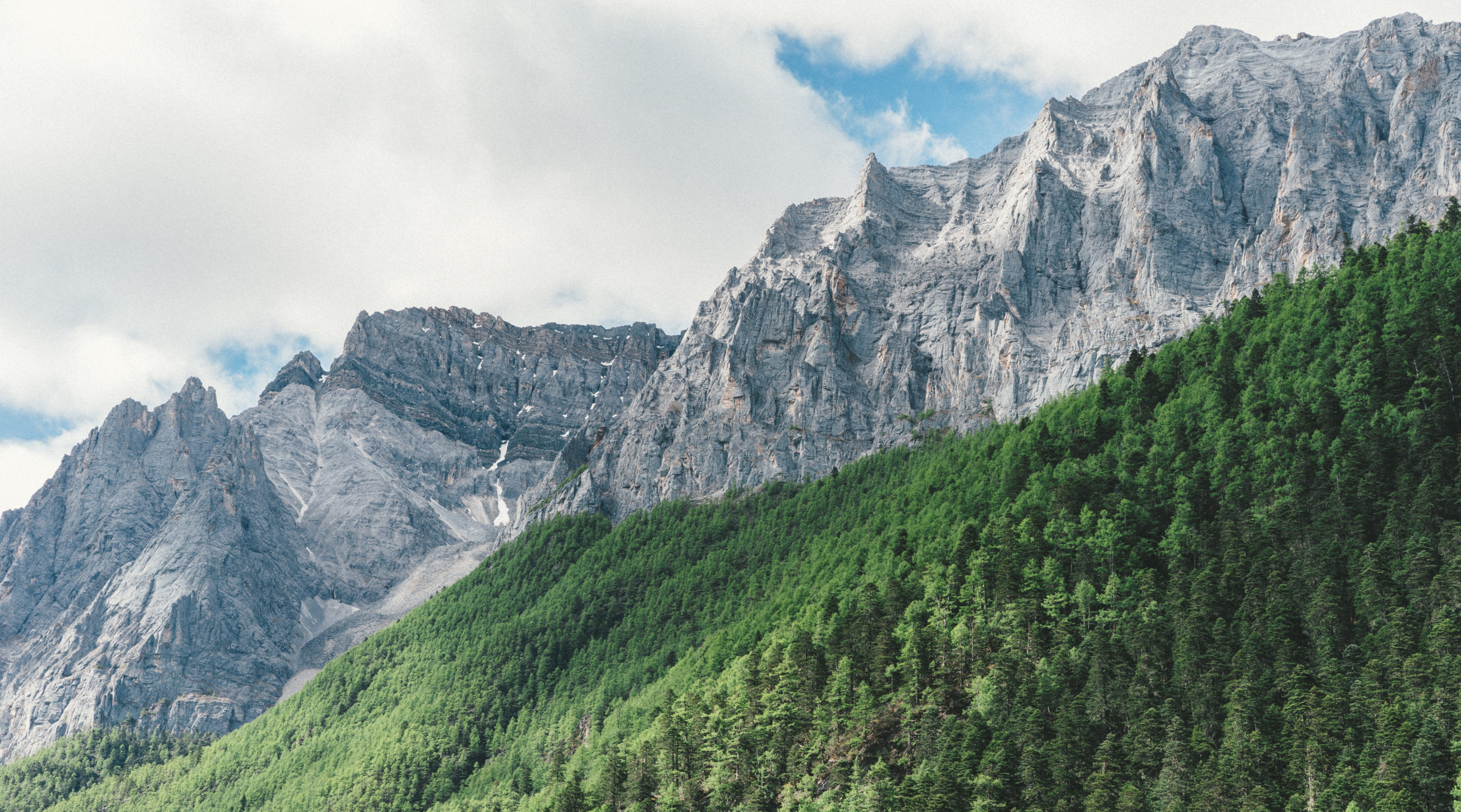 Yading Nature Reserve: The Ultimate Travel & Trekking Guide