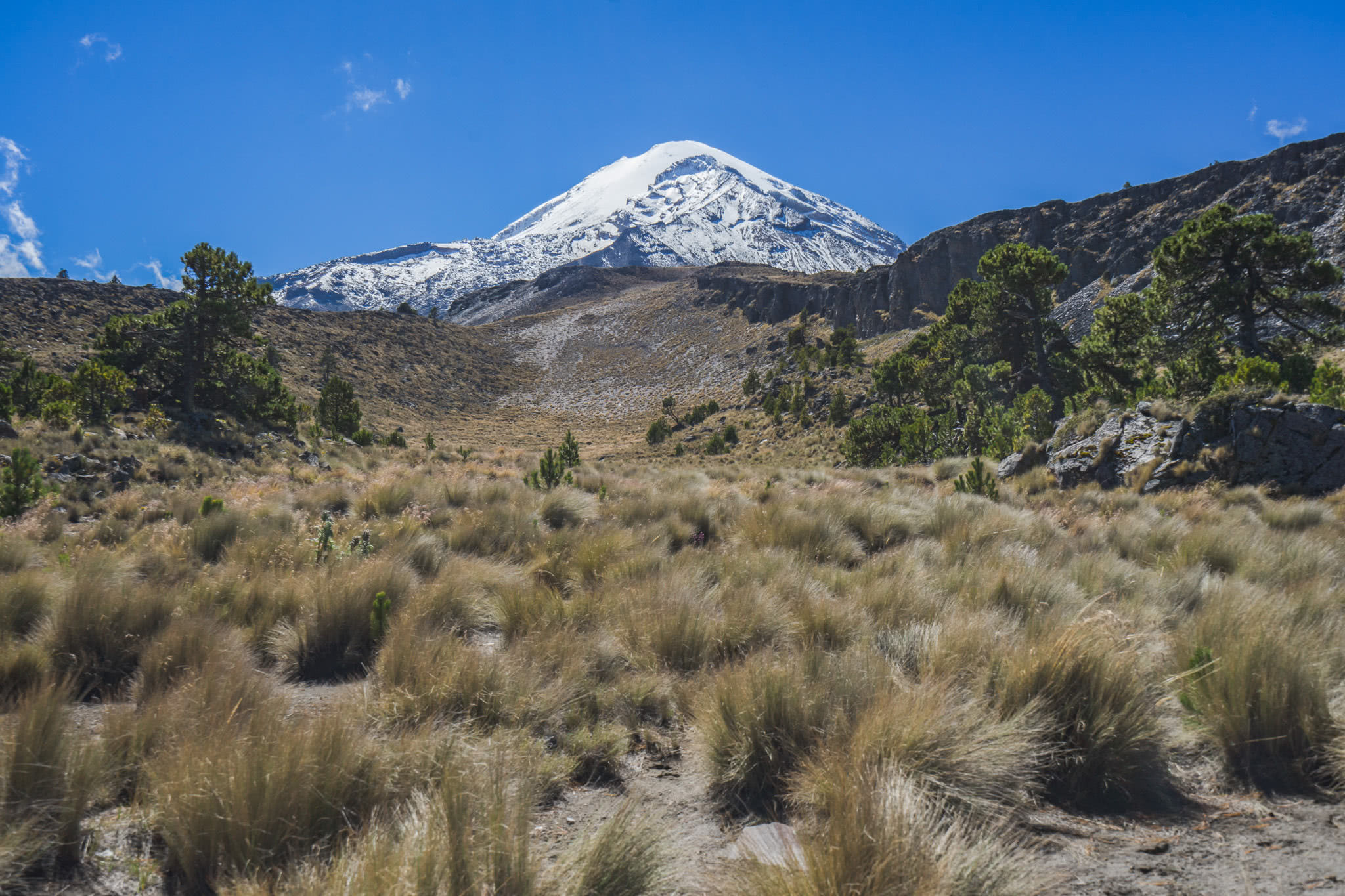 Looking up at the Jampa Glacier