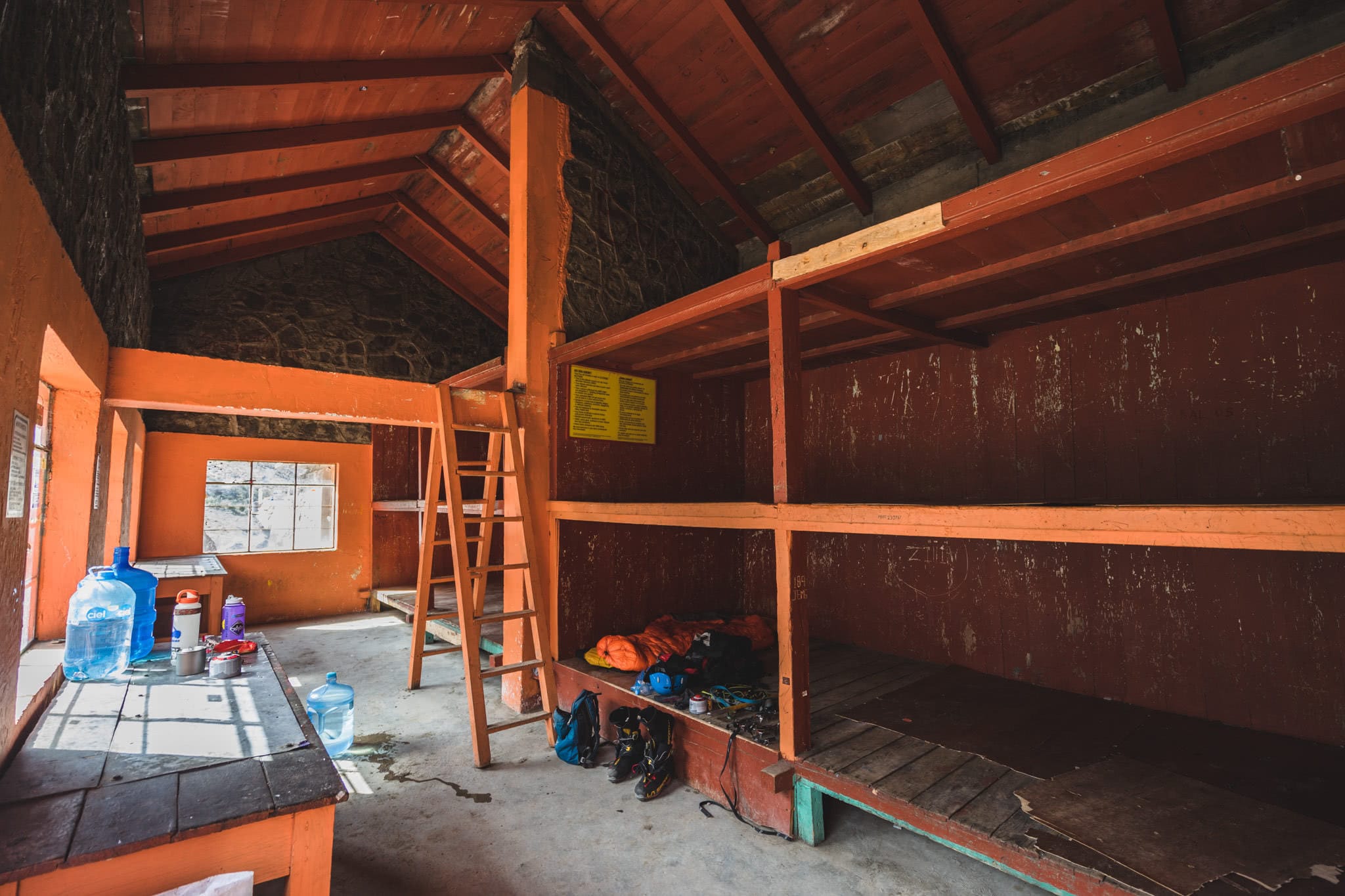 Inside of the Piedra Grande Hut