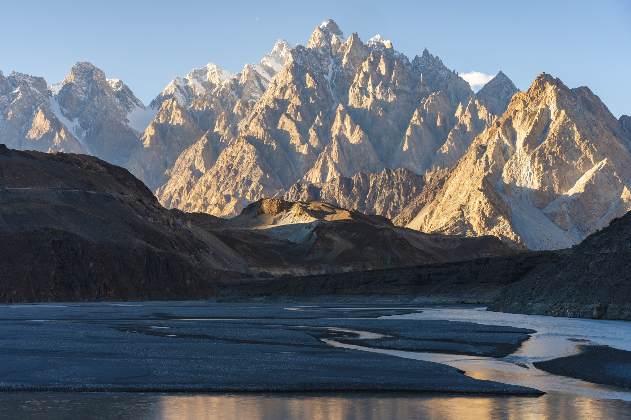 Passu Cathedral Range