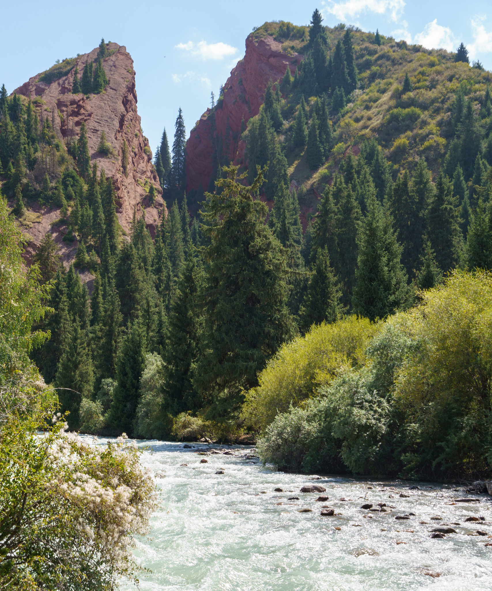 Beautiful day in Jeti-Oguz, a perfect day trip from Karakol